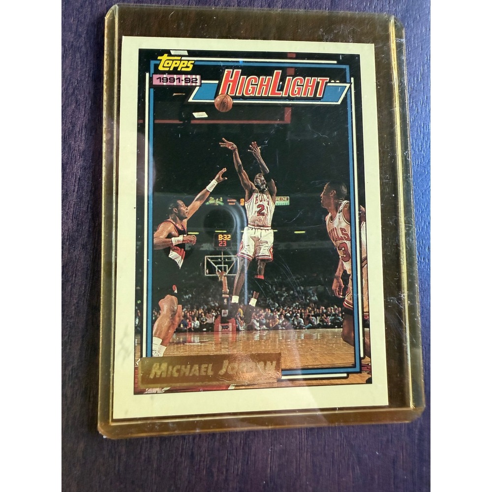 1992 Topps Michael Jordan Highlight #3 Chicago Bulls Basketball Card Gold Foil - Picture 7 of 7